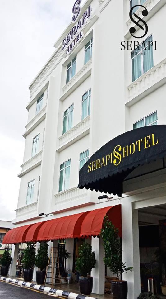 Serapi Hotel Kuching Exterior photo